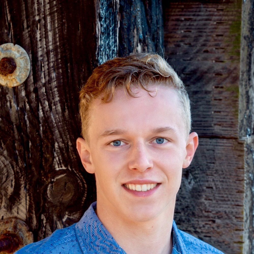 Meet your Posher, Blake